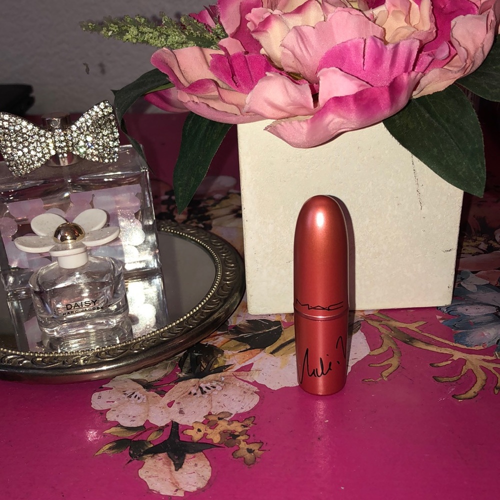 MAC Viva la Glam Nicki Minaj Lipstick